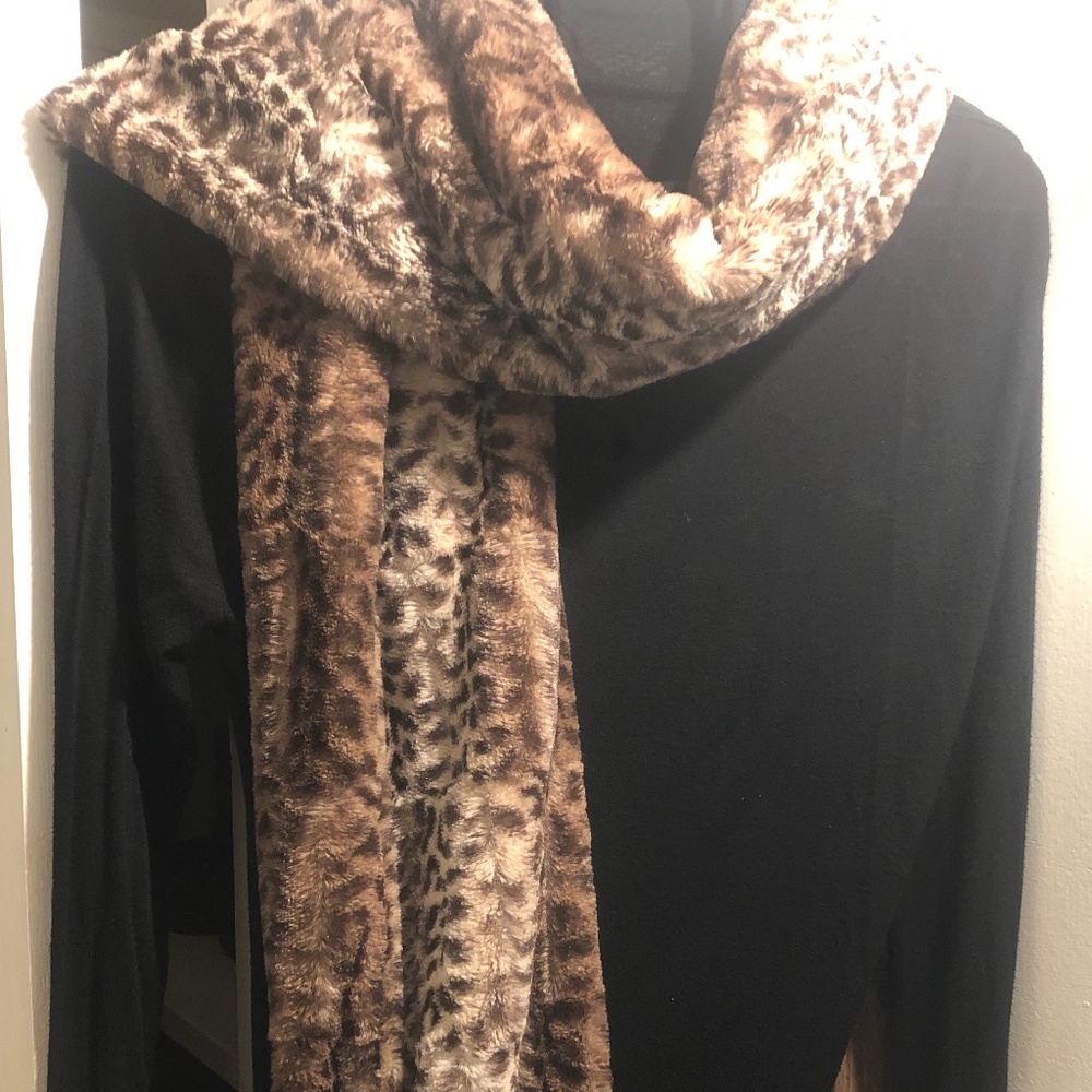 Leopard Scarf